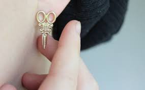 scissor stud earrings